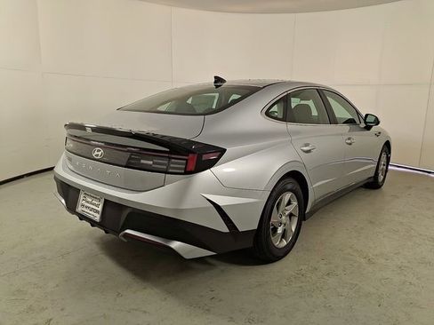New 2026 Hyundai Sonata SE FWD image 6