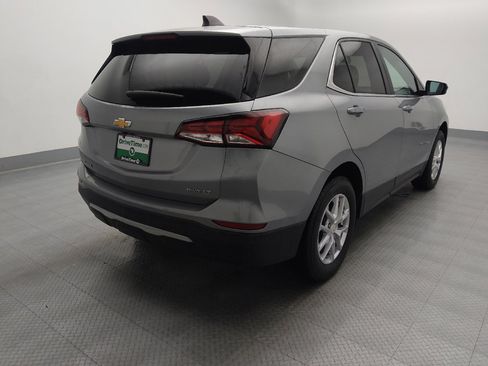 Used 2023 Chevrolet Equinox LT w/ Driver Convenience Package AWD/4WD image 9