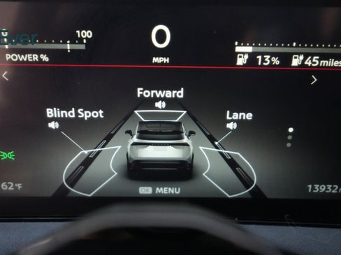 Used 2023 Nissan Ariya image 25