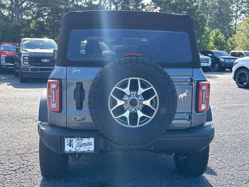 Used 2024 Ford Bronco Badlands image 46