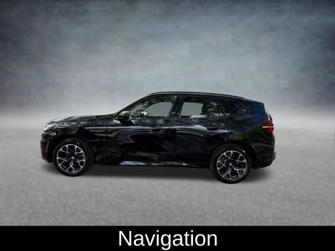 Used 2025 BMW X3 xDrive30i AWD/4WD image 3