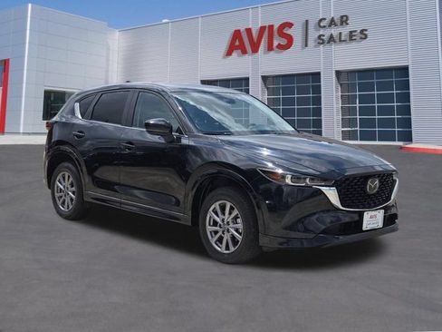 Used 2025 MAZDA CX-5 AWD 2.5 S w/ Preferred Package image 3