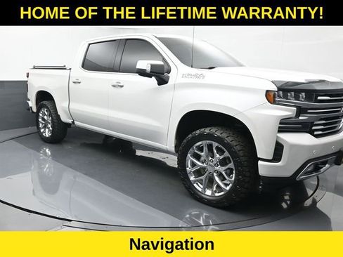 Used 2020 Chevrolet Silverado 1500 High Country w/ Technology Package AWD/4WD image 8