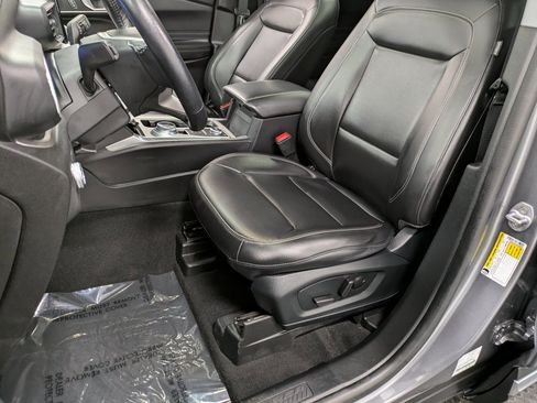 Used 2022 Ford Explorer XLT w/ Equipment Group 202A image 9