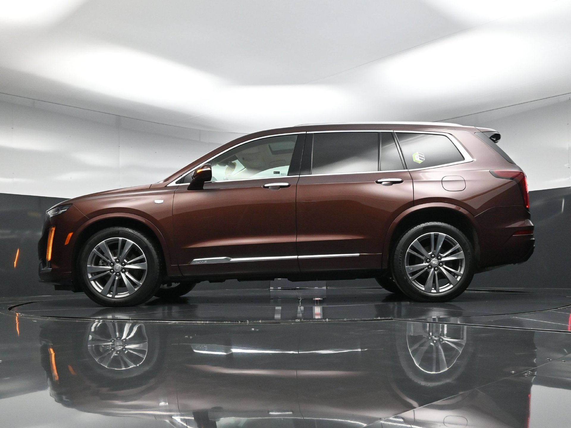 Used 2022 Cadillac XT6 Premium Luxury FWD image 73