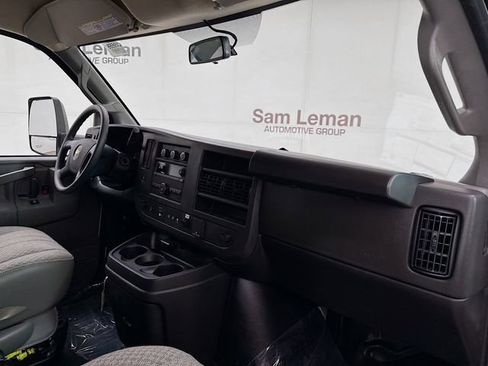 New 2025 Chevrolet Express 3500 Work Van w/ Power Convenience Package image 26