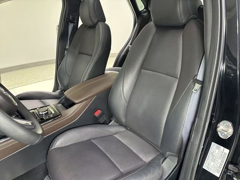 Used 2024 MAZDA CX-30 AWD 2.5 S w/ Premium Package image 16