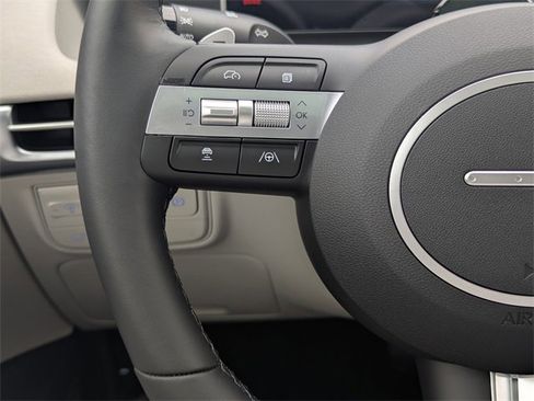 New 2026 Hyundai Tucson Limited image 16