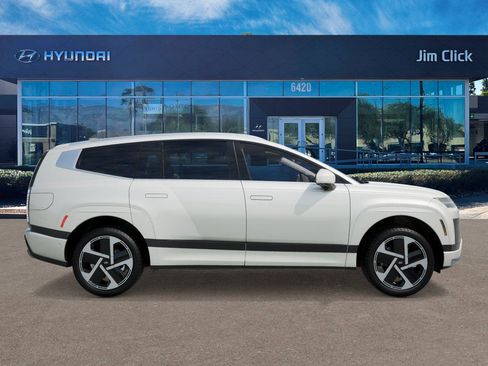 New 2026 Hyundai Ioniq 9 Calligraphy image 7