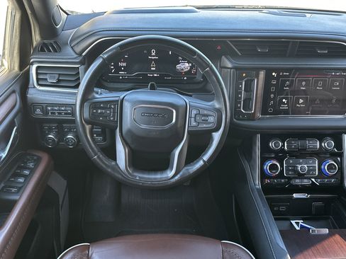 Certified 2023 GMC Yukon XL Denali Ultimate image 21