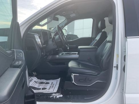Used 2023 Ford F350 Lariat w/ Chrome Package image 9