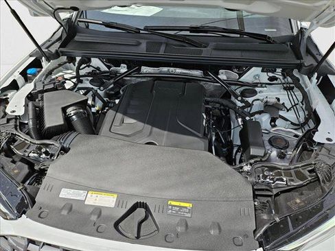 New 2025 Audi Q5 Premium Plus w/ Premium Plus image 16