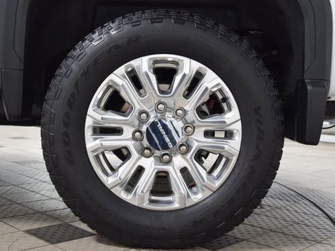 Used 2022 GMC Sierra 3500 Denali w/ Denali Ultimate Package image 28