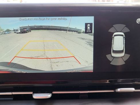 Used 2022 Kia Carnival EX FWD image 36