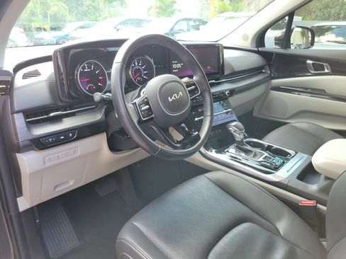 Certified 2023 Kia Carnival EX w/ Paint Protection Package FWD image 16