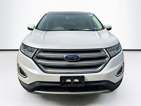 Used 2016 Ford Edge SEL w/ Equipment Group 201A AWD/4WD image 2