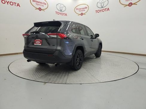 Used 2023 Toyota RAV4 LE FWD image 8