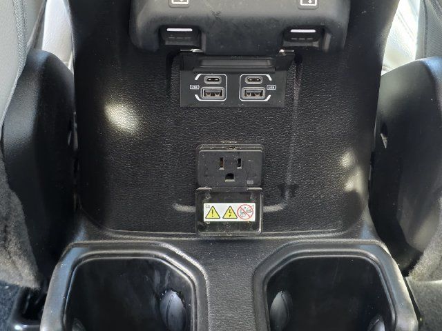 Used 2022 Jeep Gladiator Overland AWD/4WD image 18
