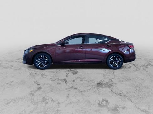 Used 2025 Nissan Sentra SV image 7