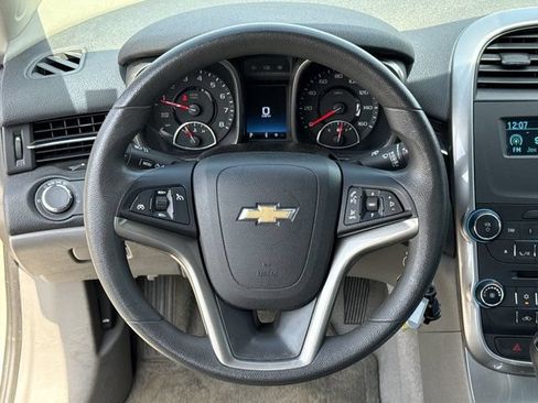 Used 2015 Chevrolet Malibu LS FWD image 19