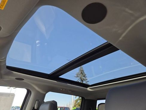 New 2025 Ford F350 Lariat w/ Lariat Ultimate Package image 33