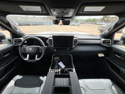 New 2026 Toyota Tundra Limited AWD/4WD image 9