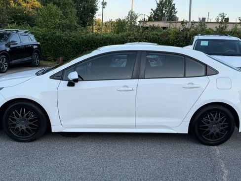 Used 2021 Toyota Corolla LE FWD image 5