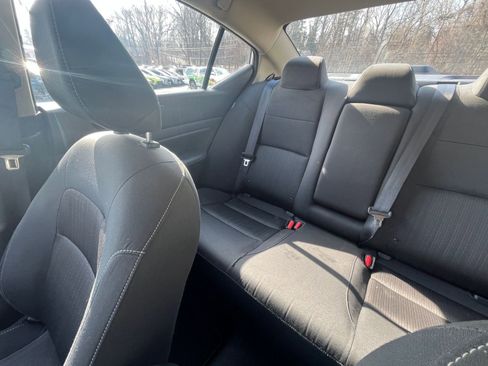 Used 2025 Nissan Altima 2.5 SV image 33