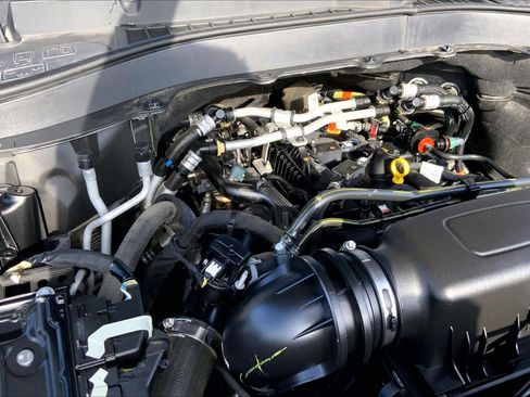 Used 2021 Ford Explorer XLT w/ Equipment Group 202A RWD image 32