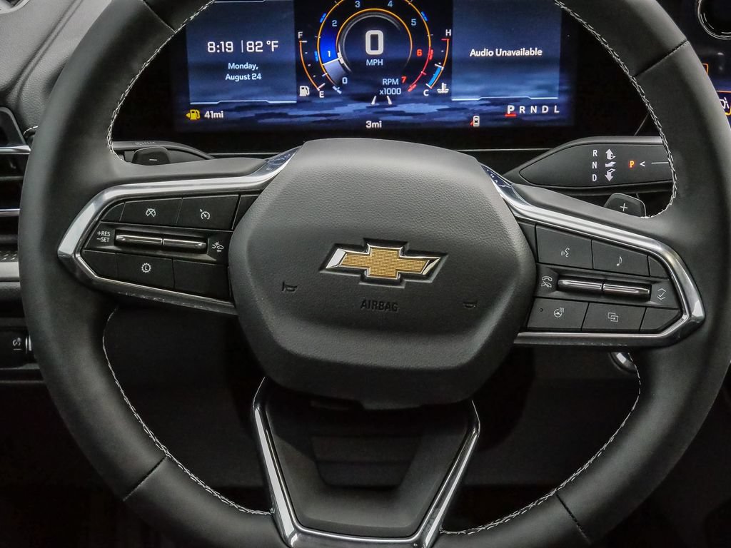 New 2027 Chevrolet Traverse LT w/ Driver Confidence Package FWD image 29