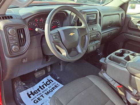 Used 2022 Chevrolet Silverado 1500 Custom image 12