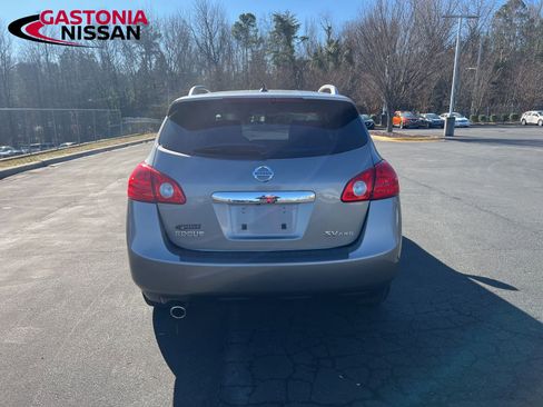 Used 2012 Nissan Rogue SV w/ Premium Pkg image 5