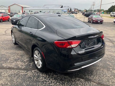 Used 2015 Chrysler 200 Limited w/ Convenience Group FWD image 5