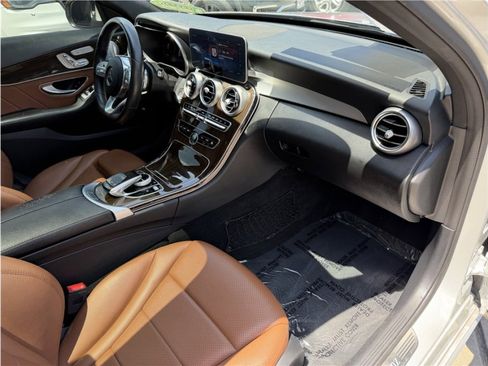 Used 2019 Mercedes-Benz C 300 Sedan image 36