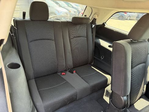 Used 2018 Dodge Journey SE w/ Connectivity Group FWD image 12