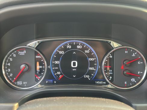 Used 2023 GMC Acadia Denali w/ Denali Ultimate Package AWD/4WD image 3