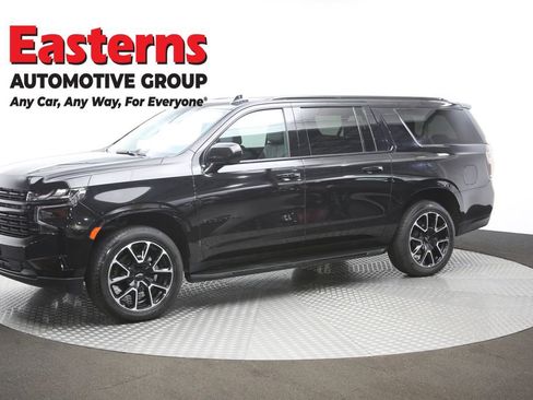 Used 2024 Chevrolet Suburban RST RWD image 59