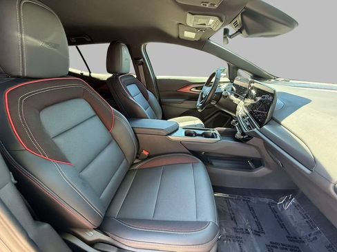 Used 2024 Chevrolet Equinox EV RS w/ Active Safety Package 3 FWD image 14