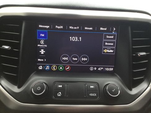 Used 2021 GMC Acadia AT4 w/ Technology Package image 15