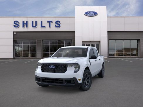 New 2025 Ford Maverick XLT w/ XLT Luxury Package image 2