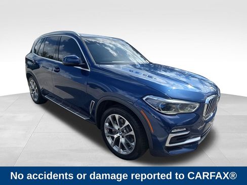 Used 2021 BMW X5 sDrive40i w/ Executive Package RWD image 2