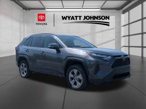 Used 2024 Toyota RAV4 XLE image 5