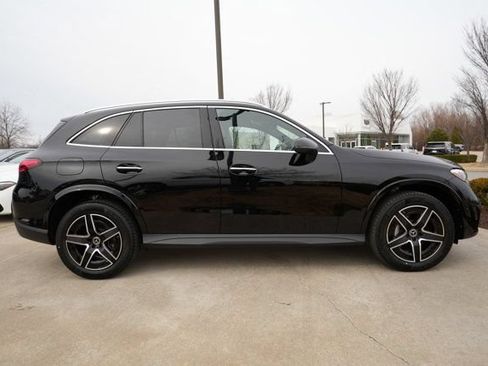 Used 2026 Mercedes-Benz GLC 300 4MATIC image 9