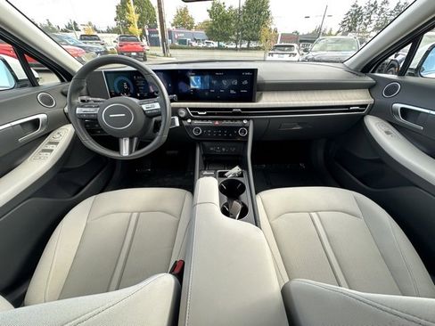 Certified 2025 Hyundai Sonata SEL image 15