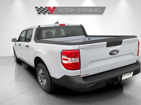 New 2025 Ford Maverick XLT w/ XLT Luxury Package FWD image 7