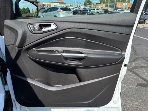 Used 2019 Ford Escape SE AWD/4WD image 25