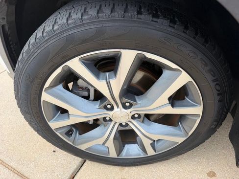 Used 2020 Hyundai Palisade SEL w/ Premium Package FWD image 28