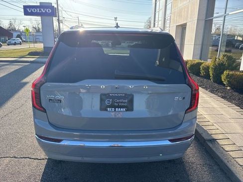 Used 2025 Volvo XC90 B6 Plus image 4