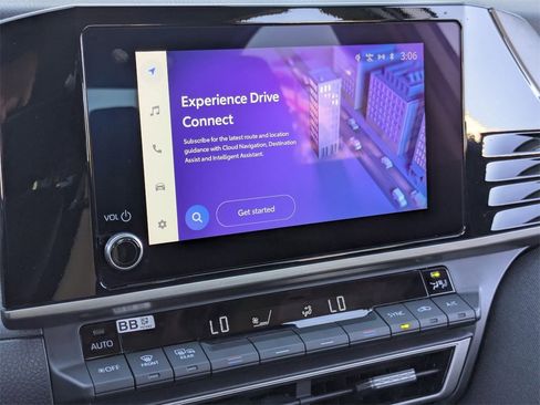 Used 2025 Toyota Camry LE image 21