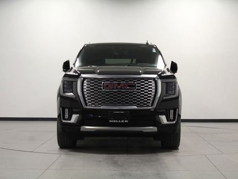 Used 2024 GMC Yukon XL Denali image 9